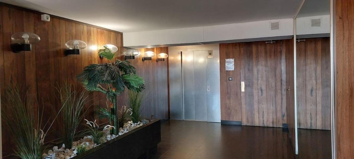 Front De Mer - Emplacement Prise - T2 Moderne Et Climatise - Tout A Pied Bandol Exterior foto